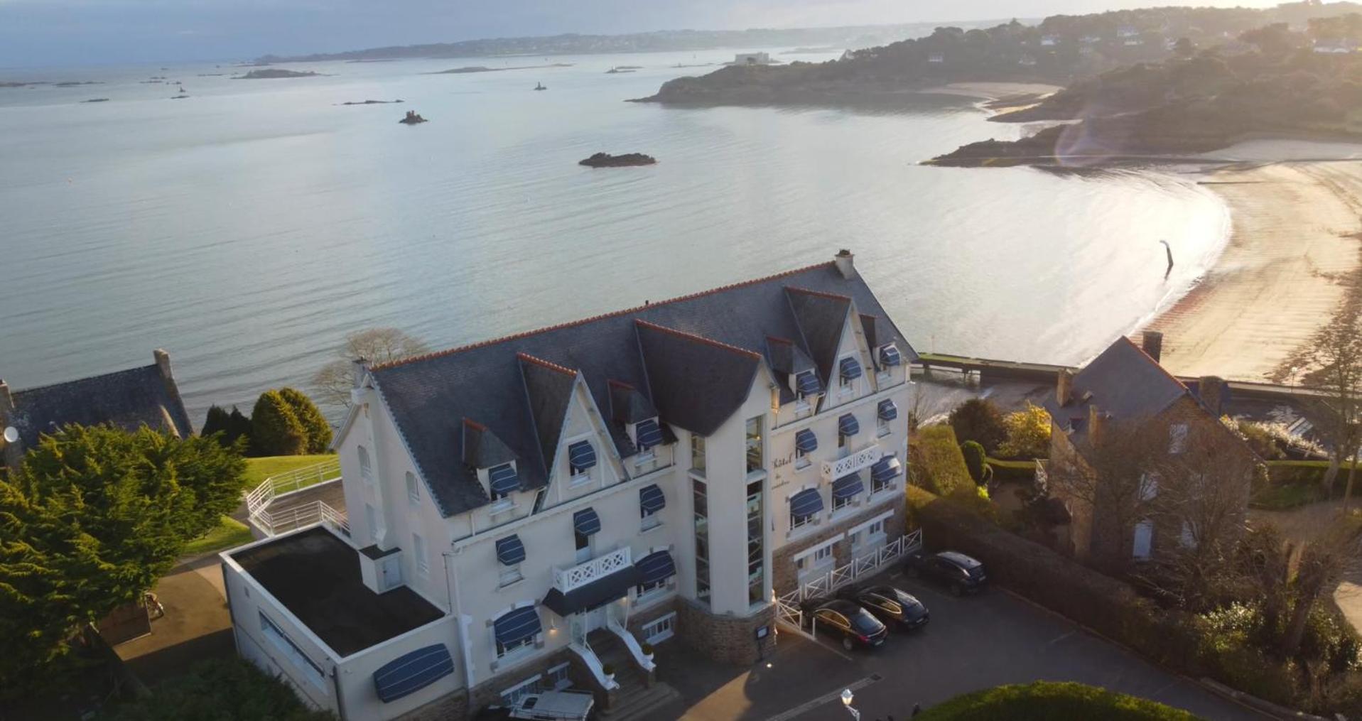 Logis Hotel De 卡兰特克 外观 照片